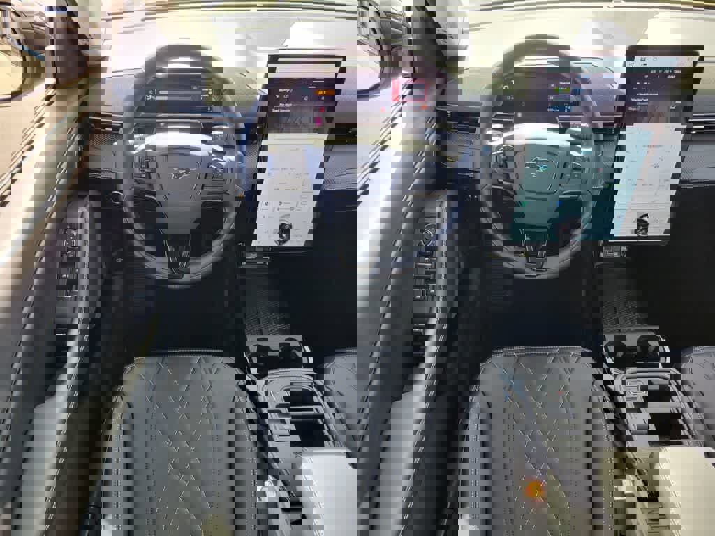 Used 2025 Ford Mustang Mach-E Select w/ Comfort Package Lite RWD image 13