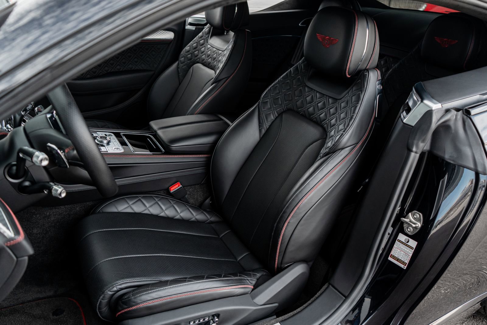 Used 2022 Bentley Continental GT image 25