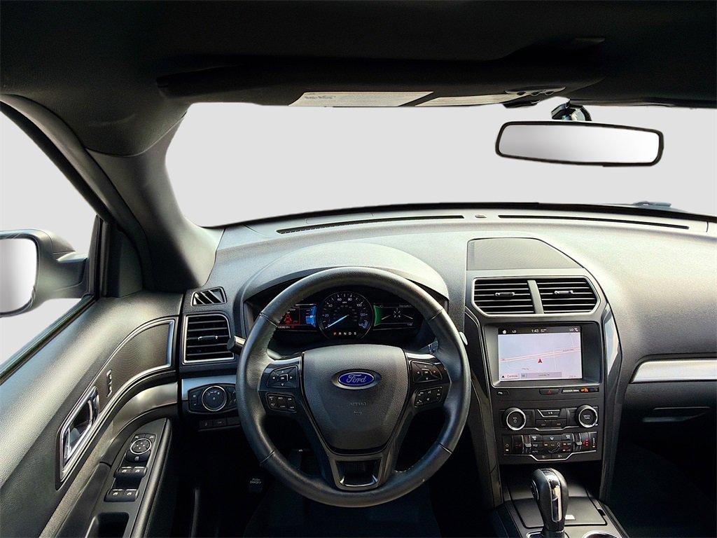 Used 2019 Ford Explorer XLT w/ Equipment Group 202A image 23