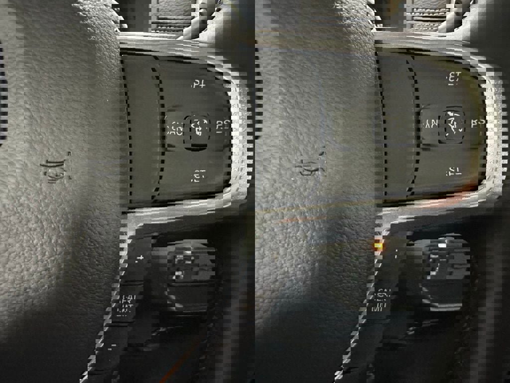 Used 2024 RAM 3500 Laramie image 20