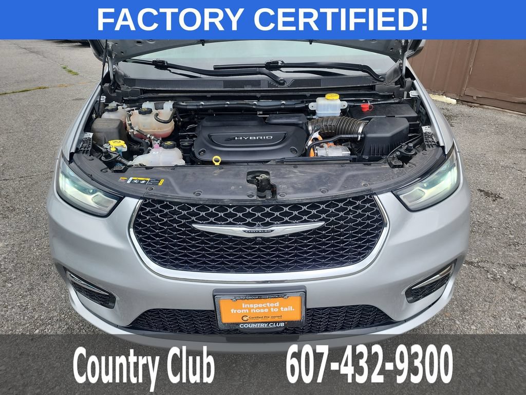 Used 2023 Chrysler Pacifica Touring-L FWD image 32