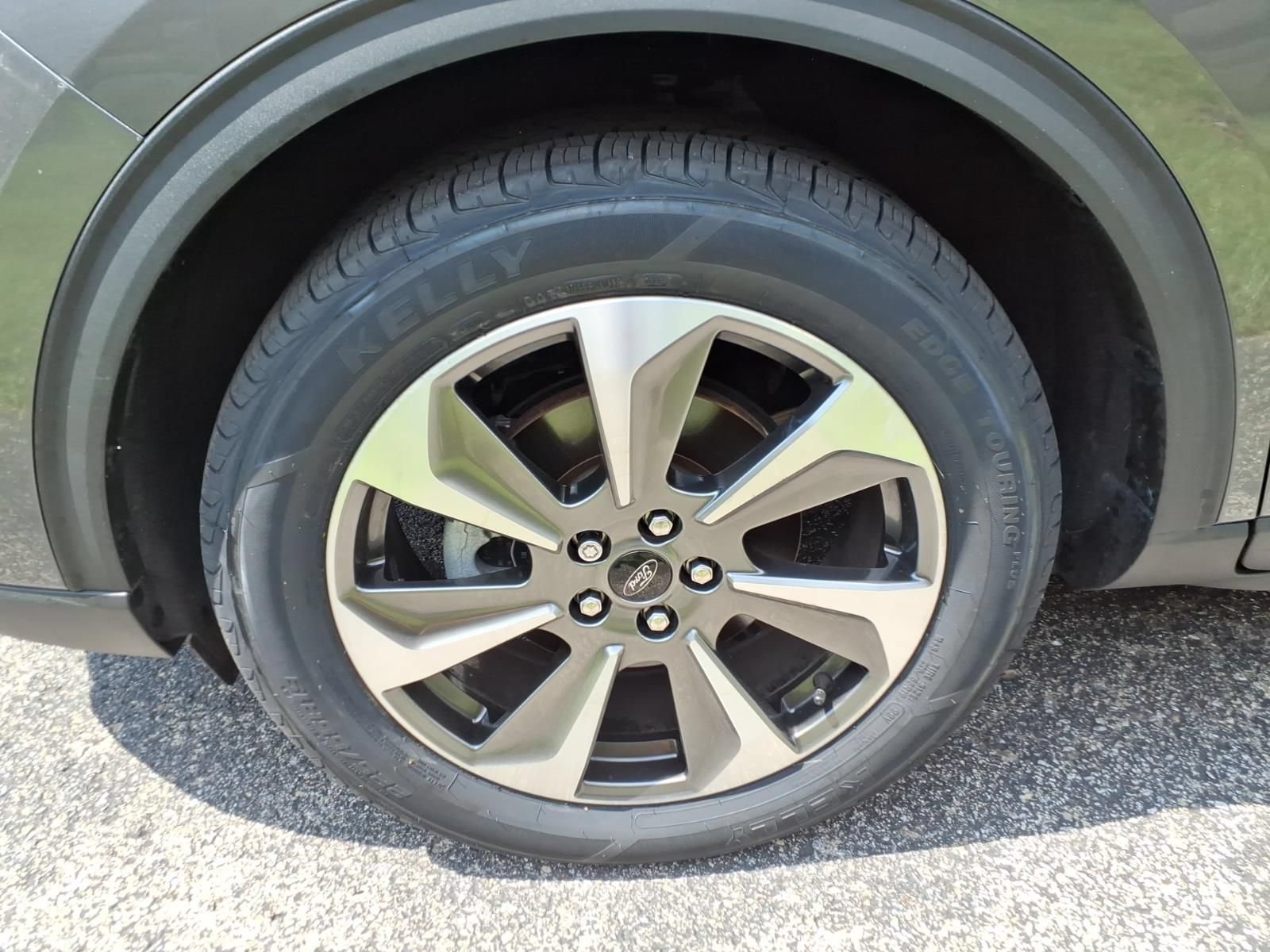Used 2023 Ford Escape Platinum AWD/4WD image 13