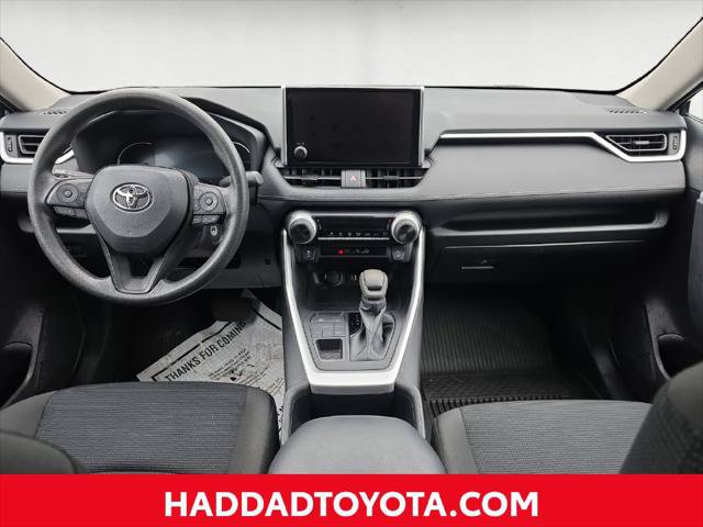 Certified 2024 Toyota RAV4 LE AWD/4WD image 12