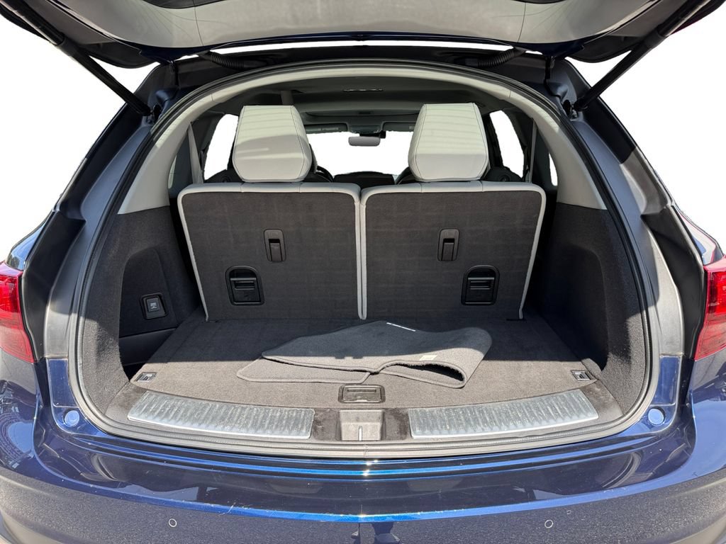 Used 2020 Acura MDX w/ Technology Package AWD/4WD image 11