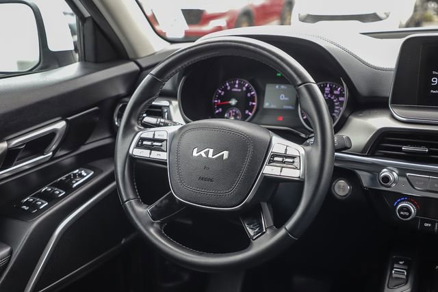 Certified 2022 Kia Telluride S FWD image 16