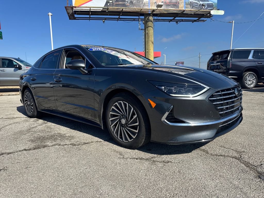 Used 2023 Hyundai Sonata Limited w/ Cargo Package image 9