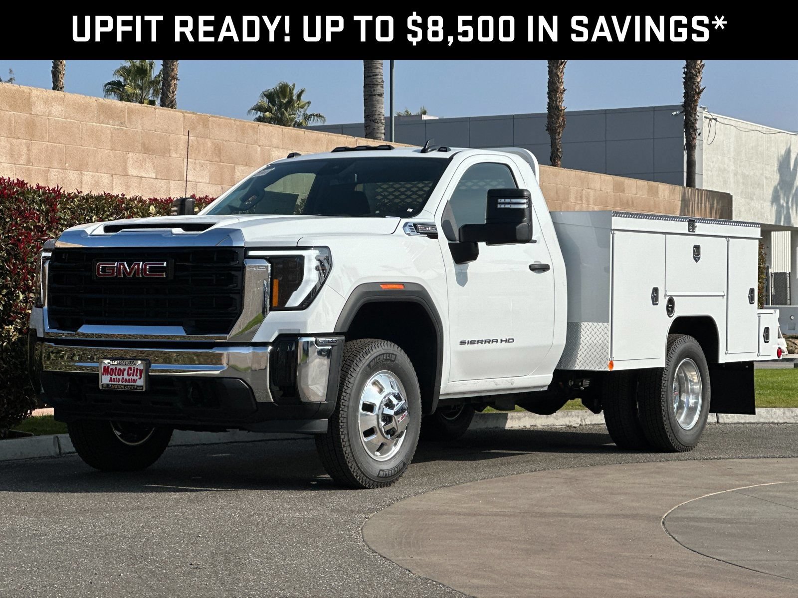 New 2025 GMC Sierra 3500 Pro w/ Convenience Package RWD image 8