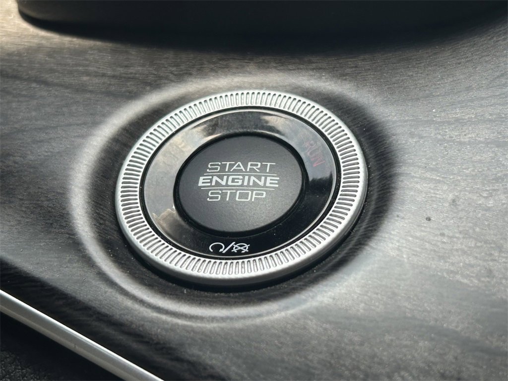 Used 2023 Jeep Grand Cherokee L Limited image 28