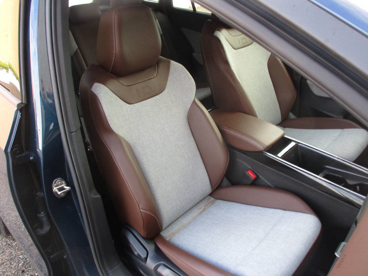 Used 2023 Volkswagen ID.4 Pro image 72