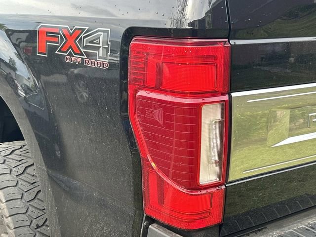 Certified 2021 Ford F250 Platinum w/ FX4 Off-Road Package AWD/4WD image 7