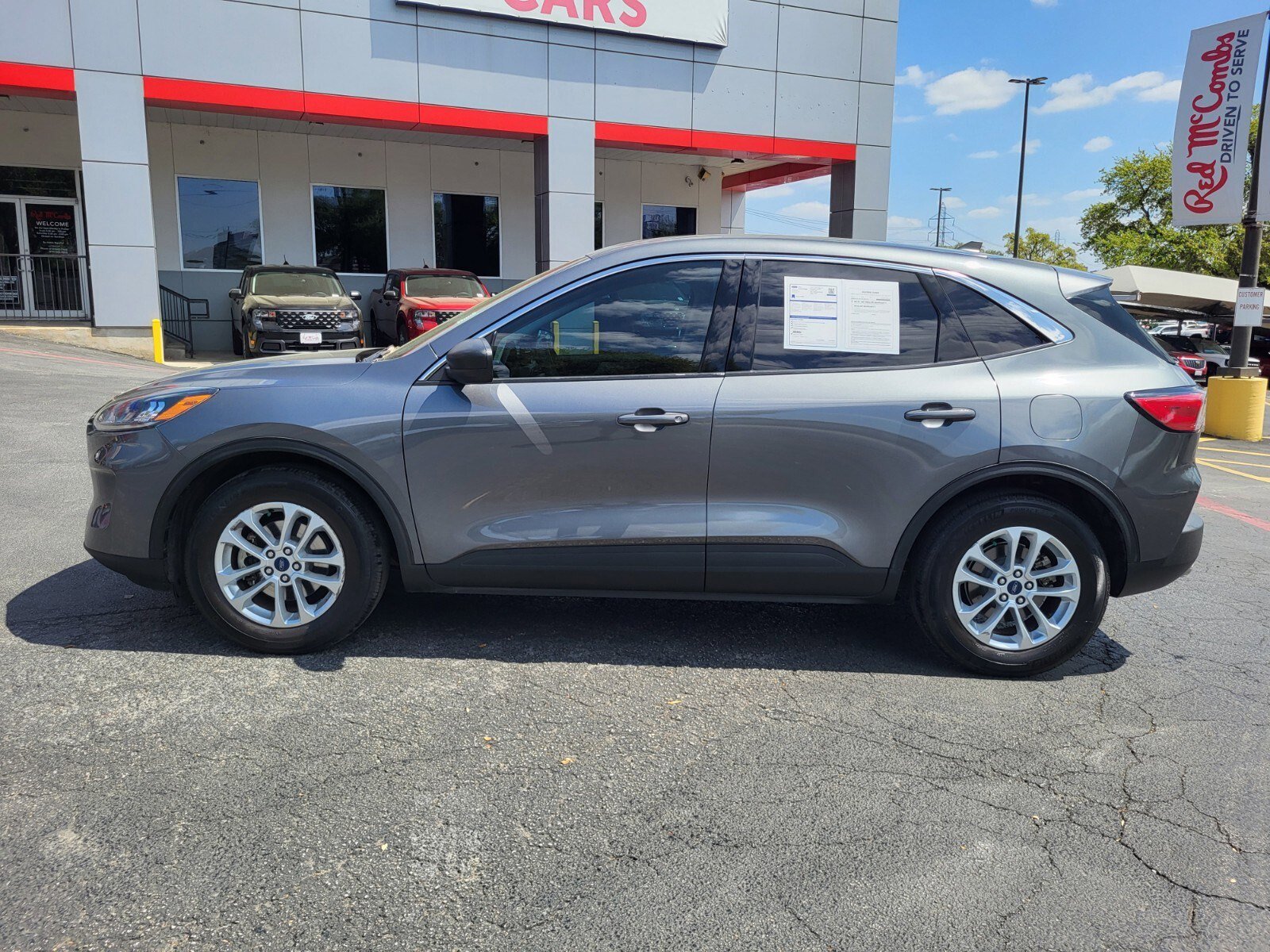 Certified 2022 Ford Escape SE image 7