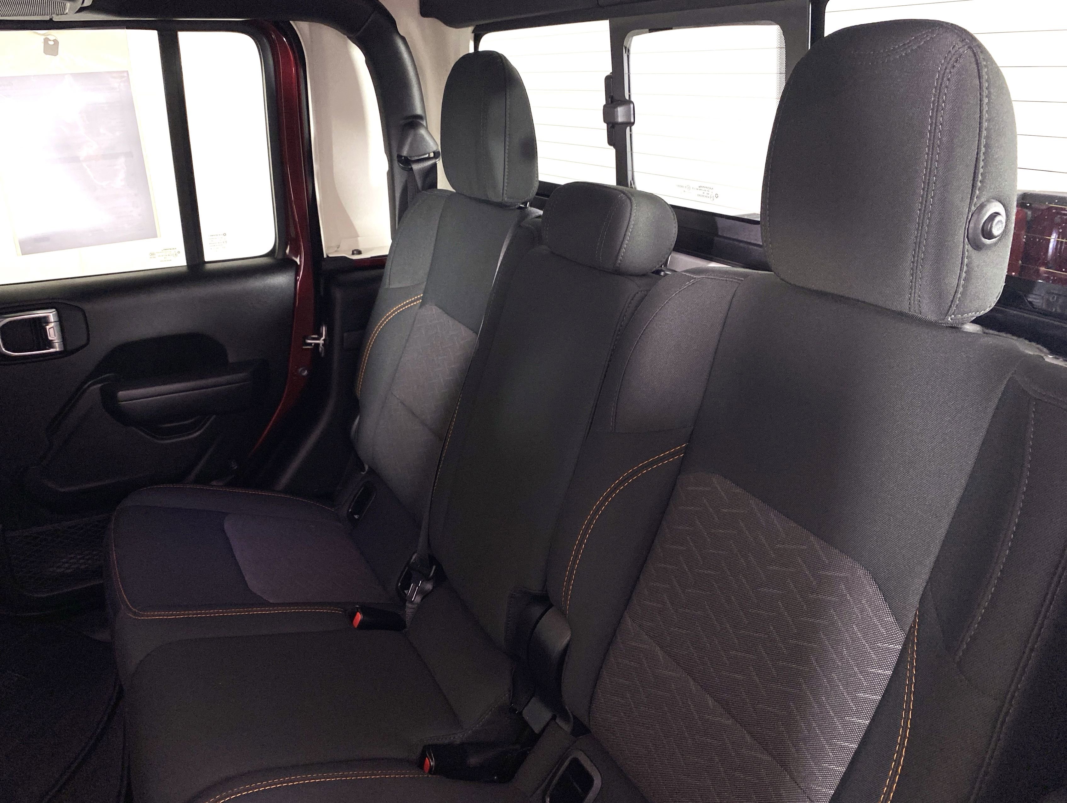 Used 2022 Jeep Gladiator Mojave w/ Cold Weather Group AWD/4WD image 31