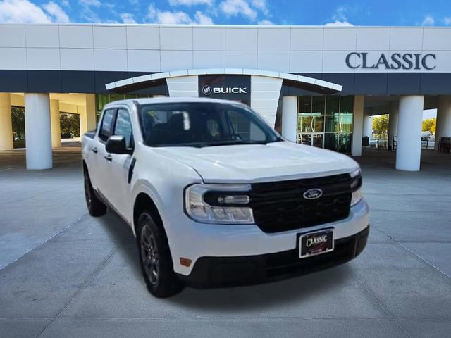 Used 2023 Ford Maverick XL image 2