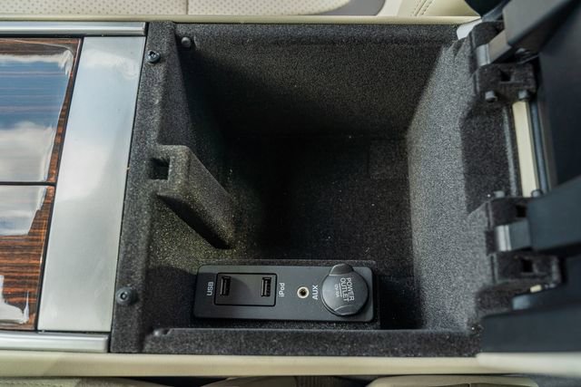 Used 2012 Jaguar XF Portfolio image 32