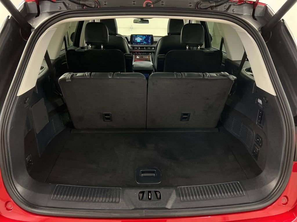 Certified 2025 Lincoln Aviator Reserve w/ Illumination Package AWD/4WD image 37