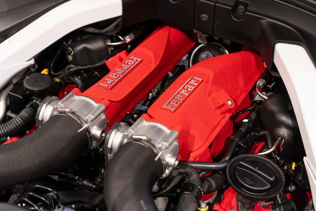 Used 2025 Ferrari Roma Spider image 22