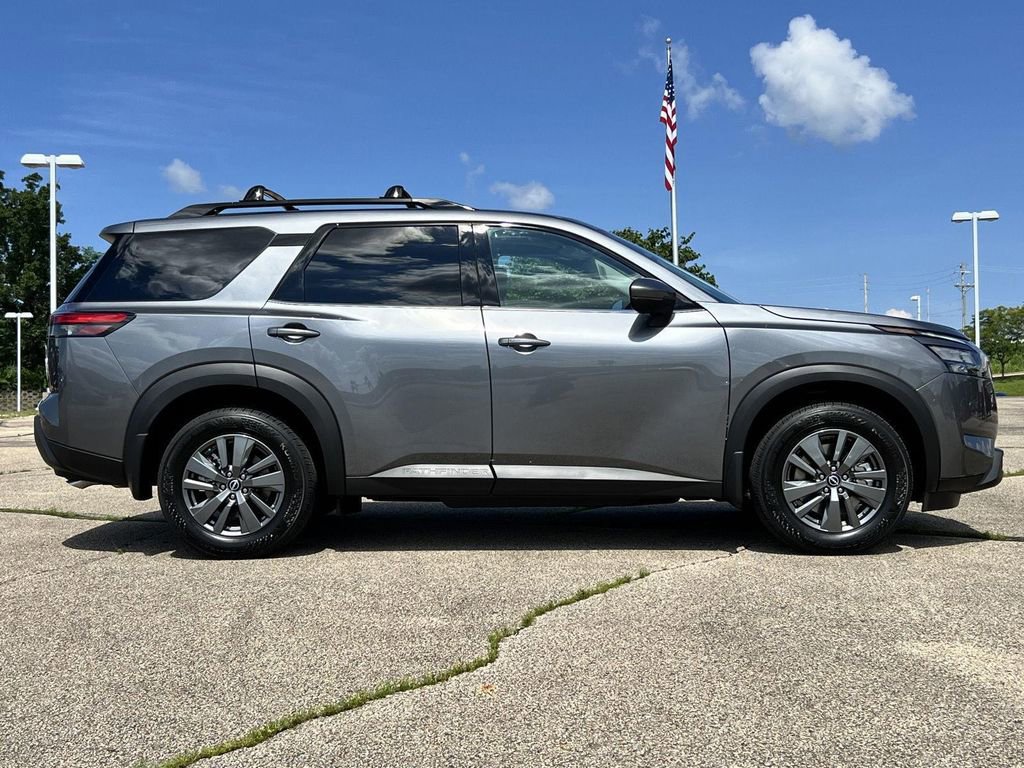 New 2025 Nissan Pathfinder SV w/ SV Premium Package image 24