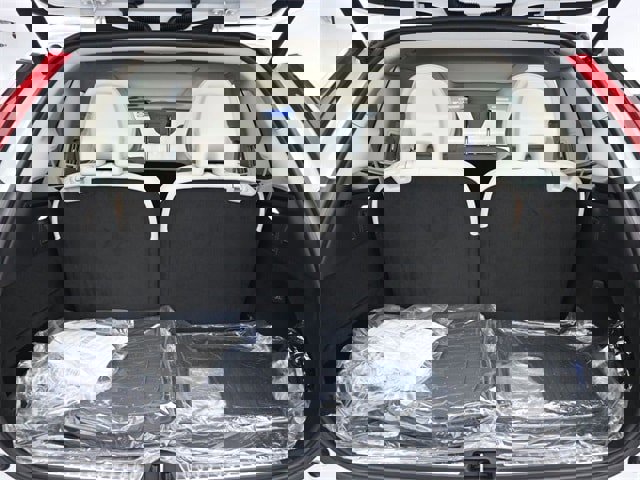 New 2025 Volvo XC90 B6 Plus w/ Protection Package Premier image 33