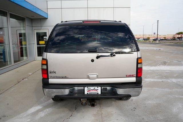 Used 2005 GMC Yukon XL 2500 SLT w/ SLT Preferred Equipment Group image 34