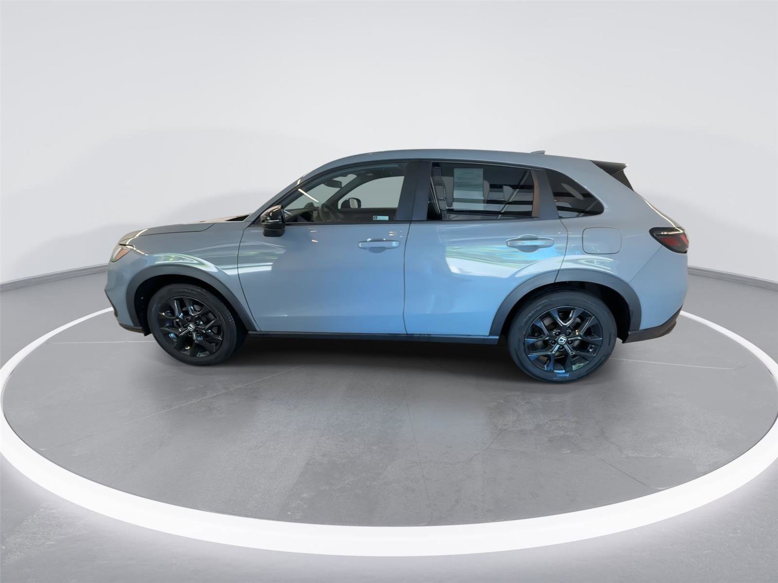 Used 2023 Honda HR-V Sport image 5