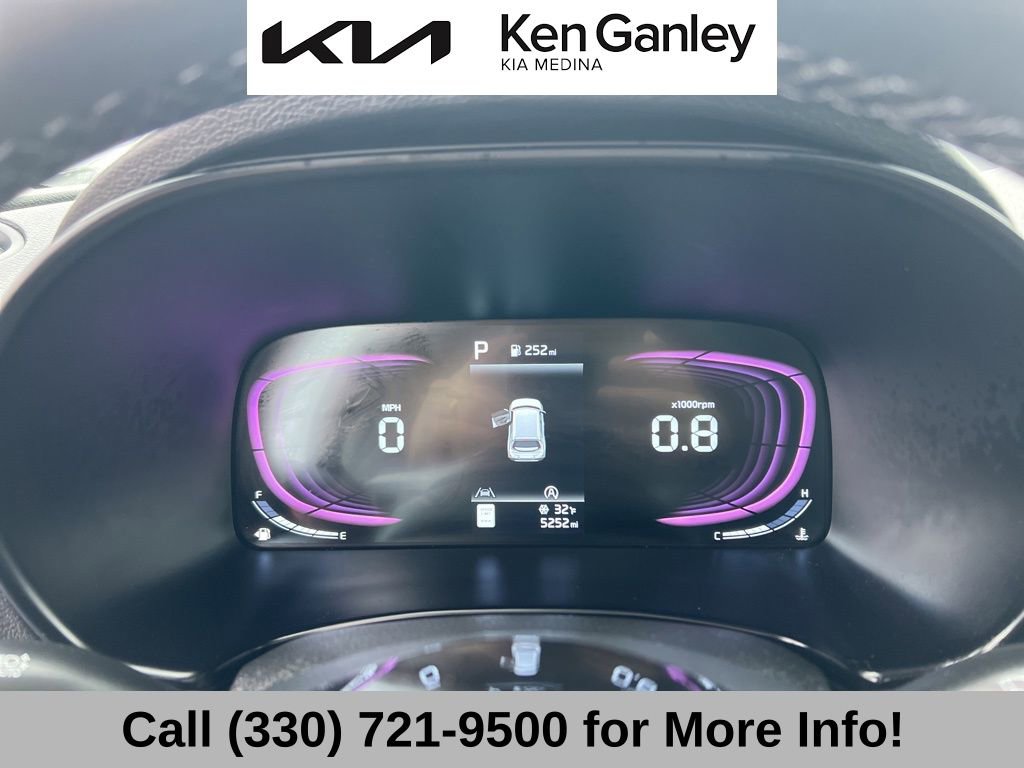 Certified 2025 Kia Soul EX image 33