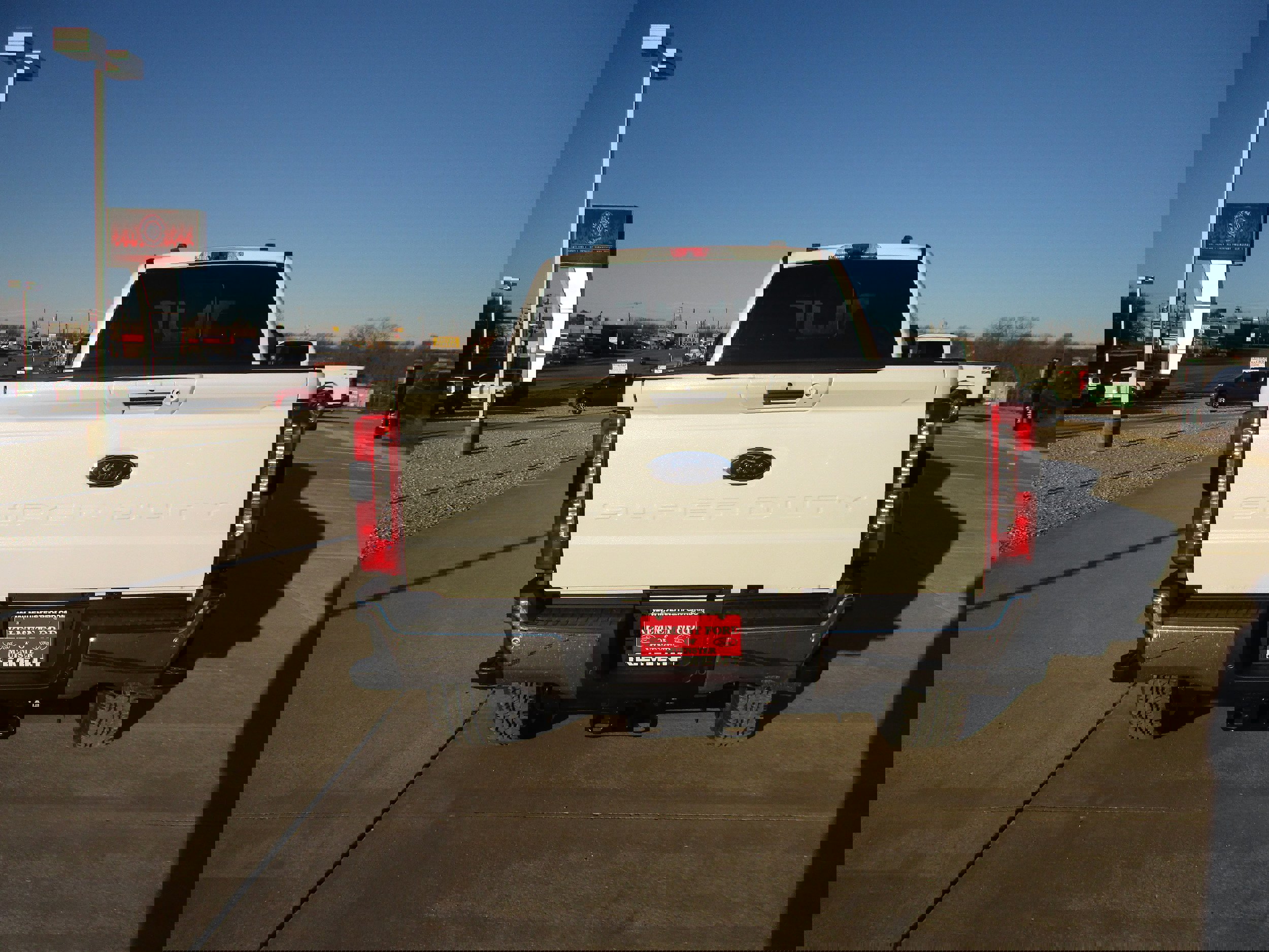 New 2024 Ford F250 Lariat w/ Lariat Ultimate Package image 27