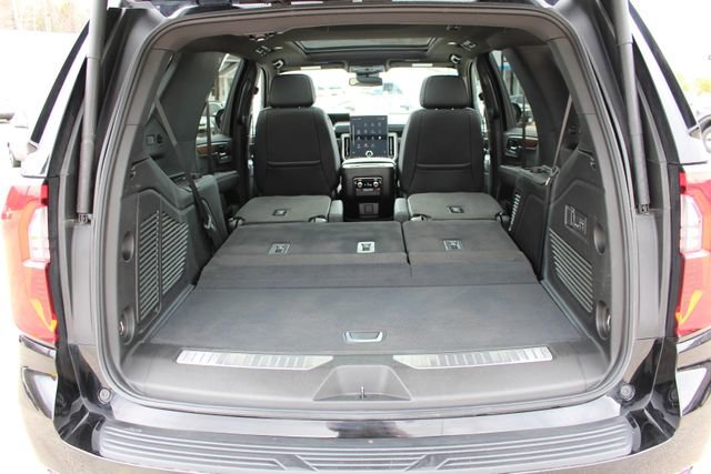 Used 2025 GMC Yukon Denali w/ Sun & Power Step Package image 50