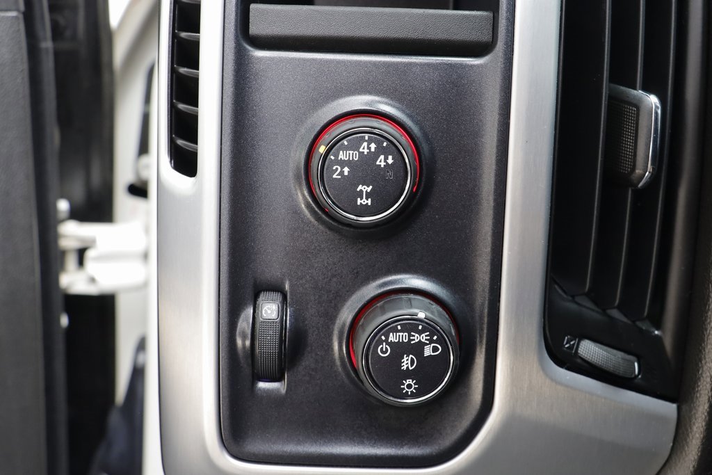 Used 2015 GMC Sierra 1500 SLT w/ SLT Crew Cab Value Package image 12