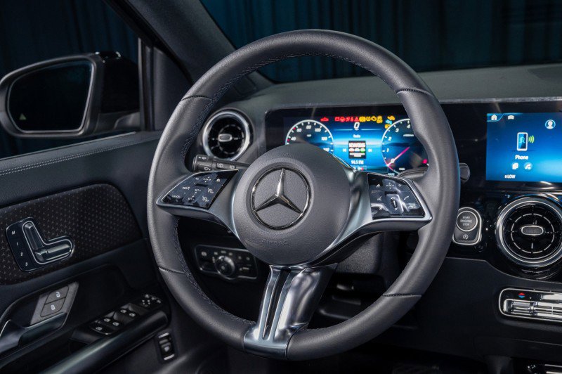New 2025 Mercedes-Benz GLA 250 image 15