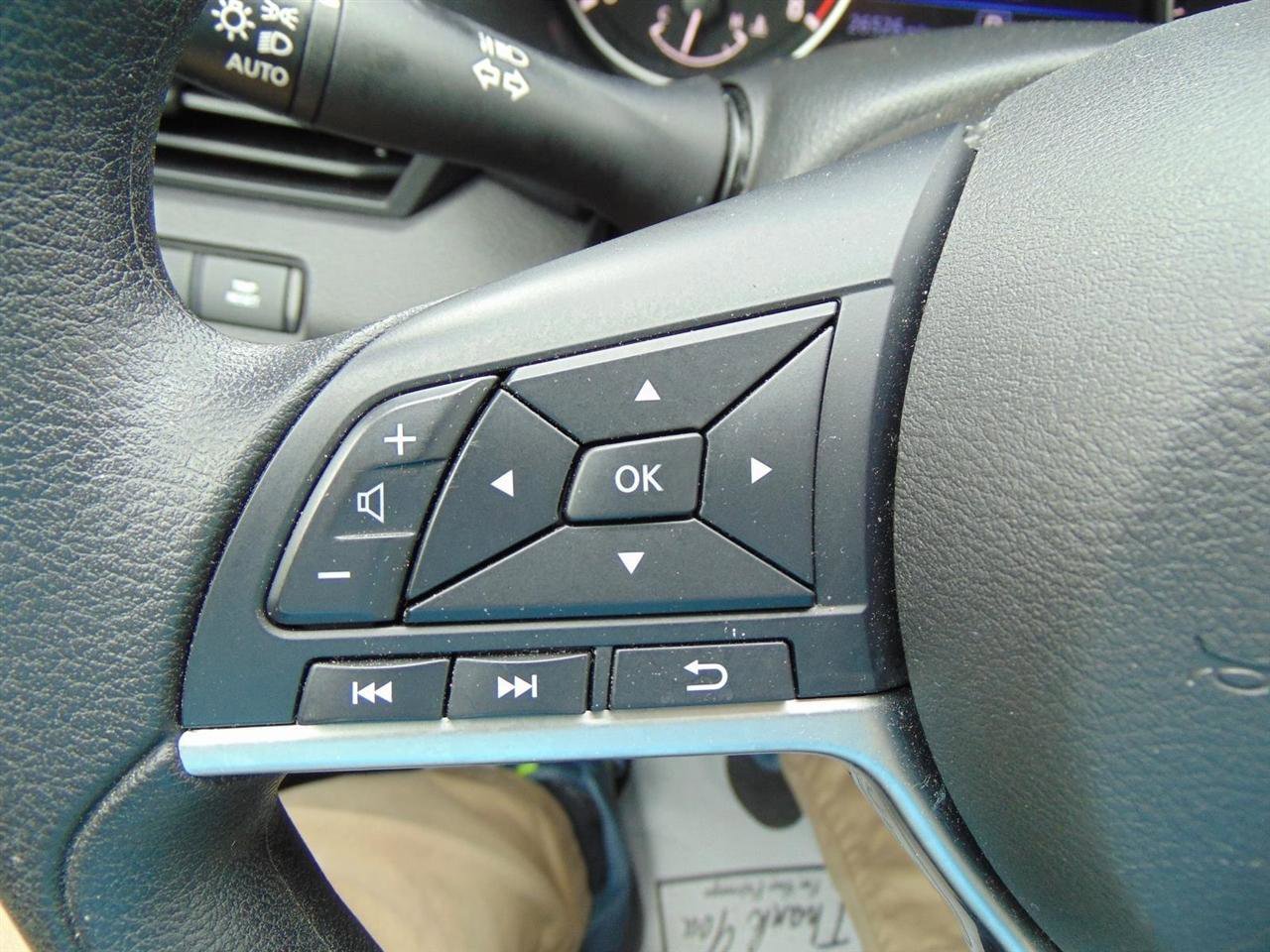 Used 2024 Nissan Altima 2.5 SV FWD image 33