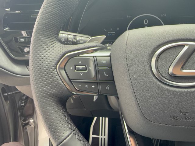 New 2026 Lexus TX 500h AWD w/ Technology Package image 15