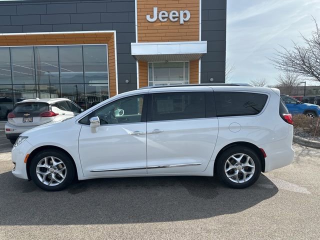 Used 2020 Chrysler Pacifica Limited FWD image 9