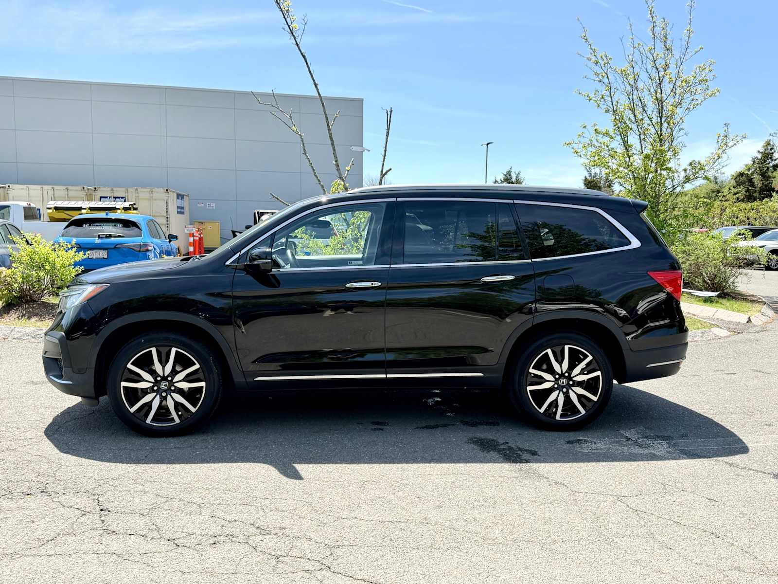 Certified 2021 Honda Pilot Elite image 3