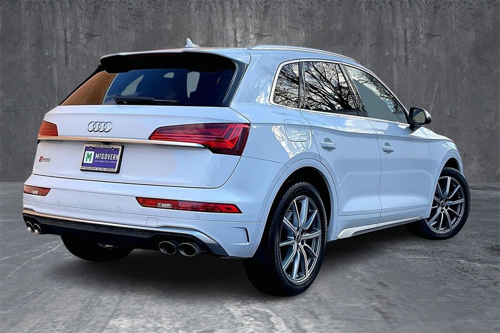 Used 2024 Audi SQ5 Premium Plus w/ Premium Plus Package image 6