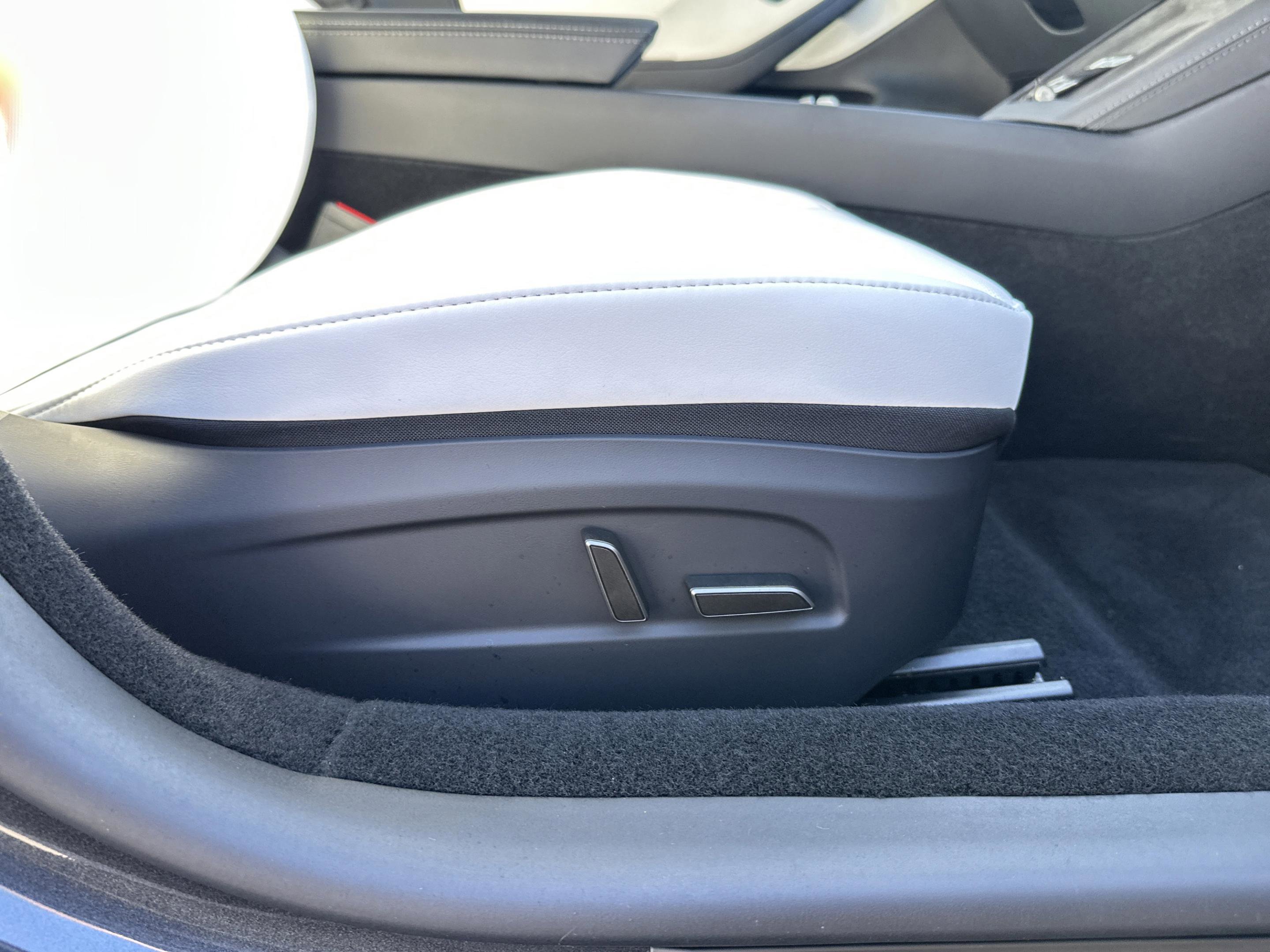 Used 2025 Tesla Model 3 Long Range image 28