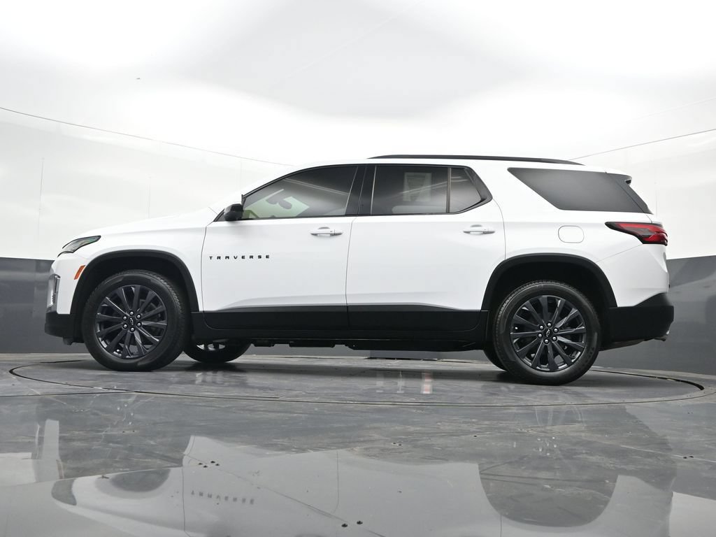 Used 2022 Chevrolet Traverse RS FWD image 33