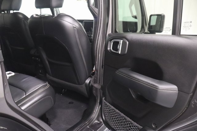 Used 2019 Jeep Wrangler Unlimited Sahara w/ Uconnect 4C Nav & Sound Group image 15