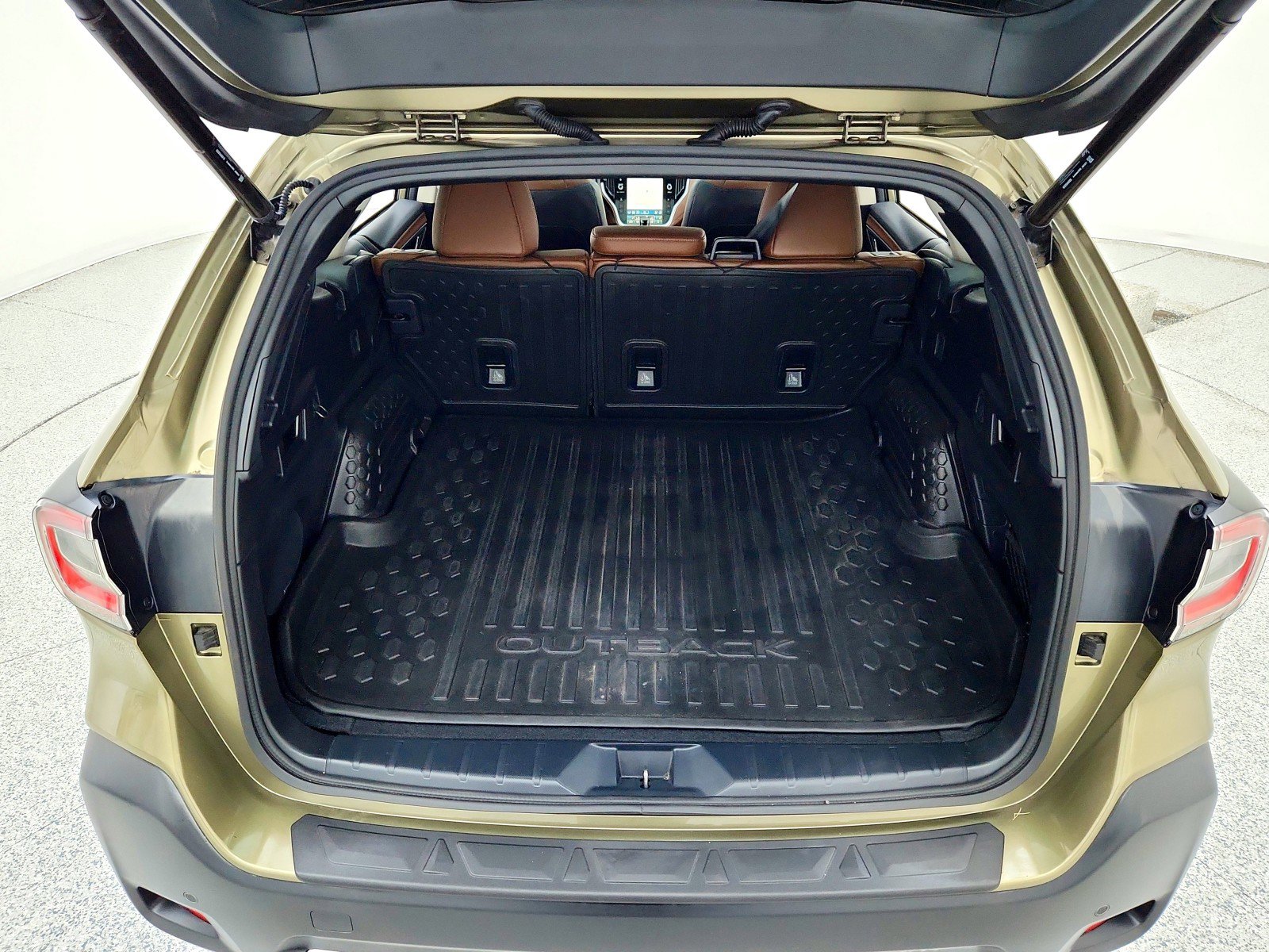 Used 2023 Subaru Outback Touring XT image 24