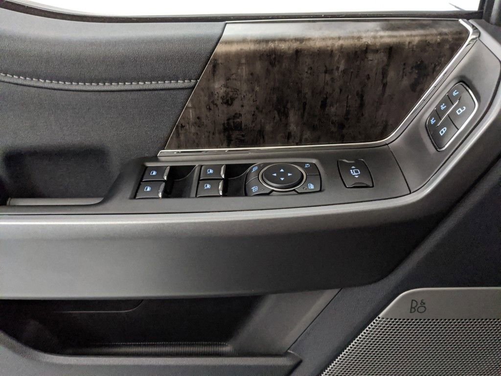 New 2025 Ford F250 Lariat w/ Lariat Ultimate Package image 21