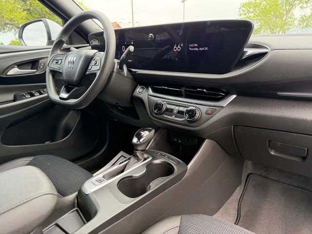 Used 2025 Buick Envista Preferred FWD image 10