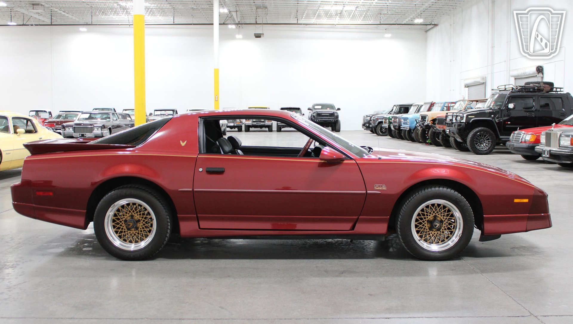 Used 1989 Pontiac Firebird Trans Am RWD image 15