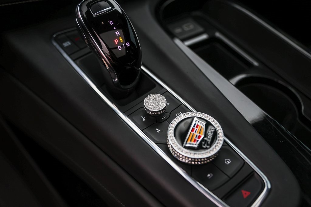 Used 2023 Cadillac Escalade V w/ LPO, ONYX Package image 23