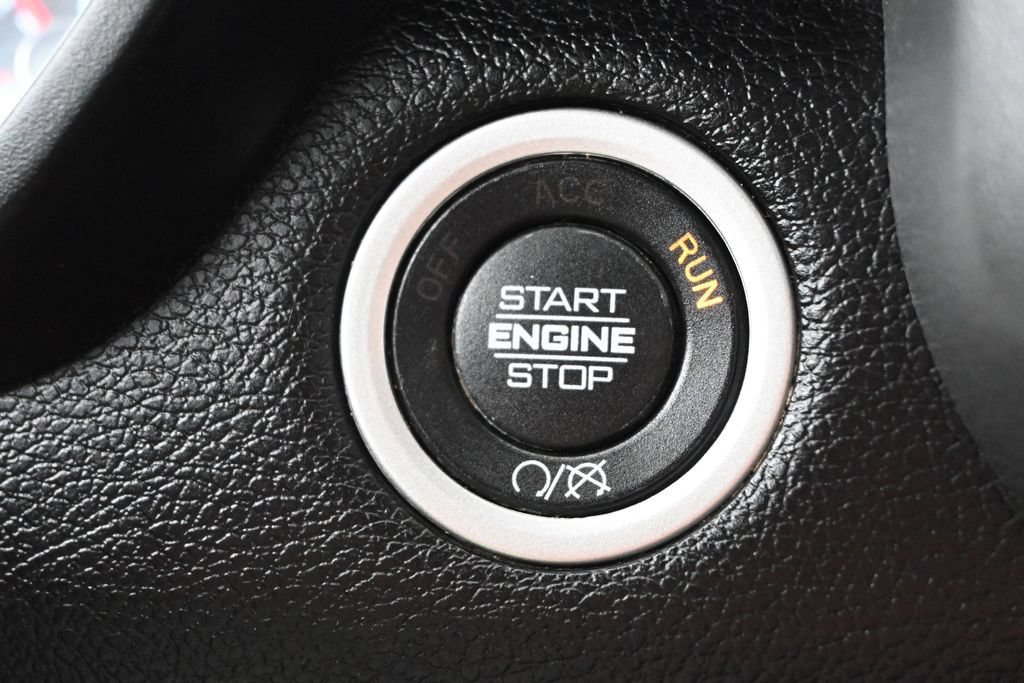 Used 2024 RAM 2500 Big Horn w/ Off Road Package AWD/4WD image 5
