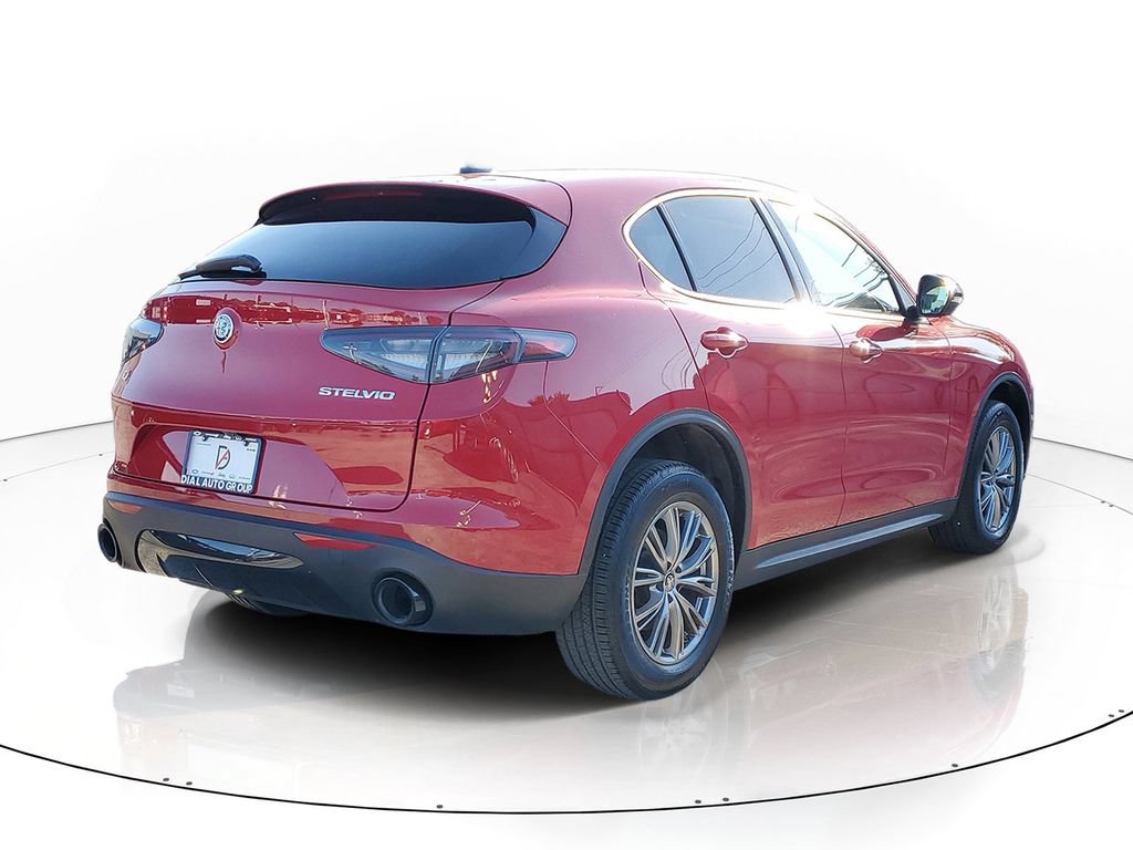 Used 2024 Alfa Romeo Stelvio Sprint AWD/4WD image 4