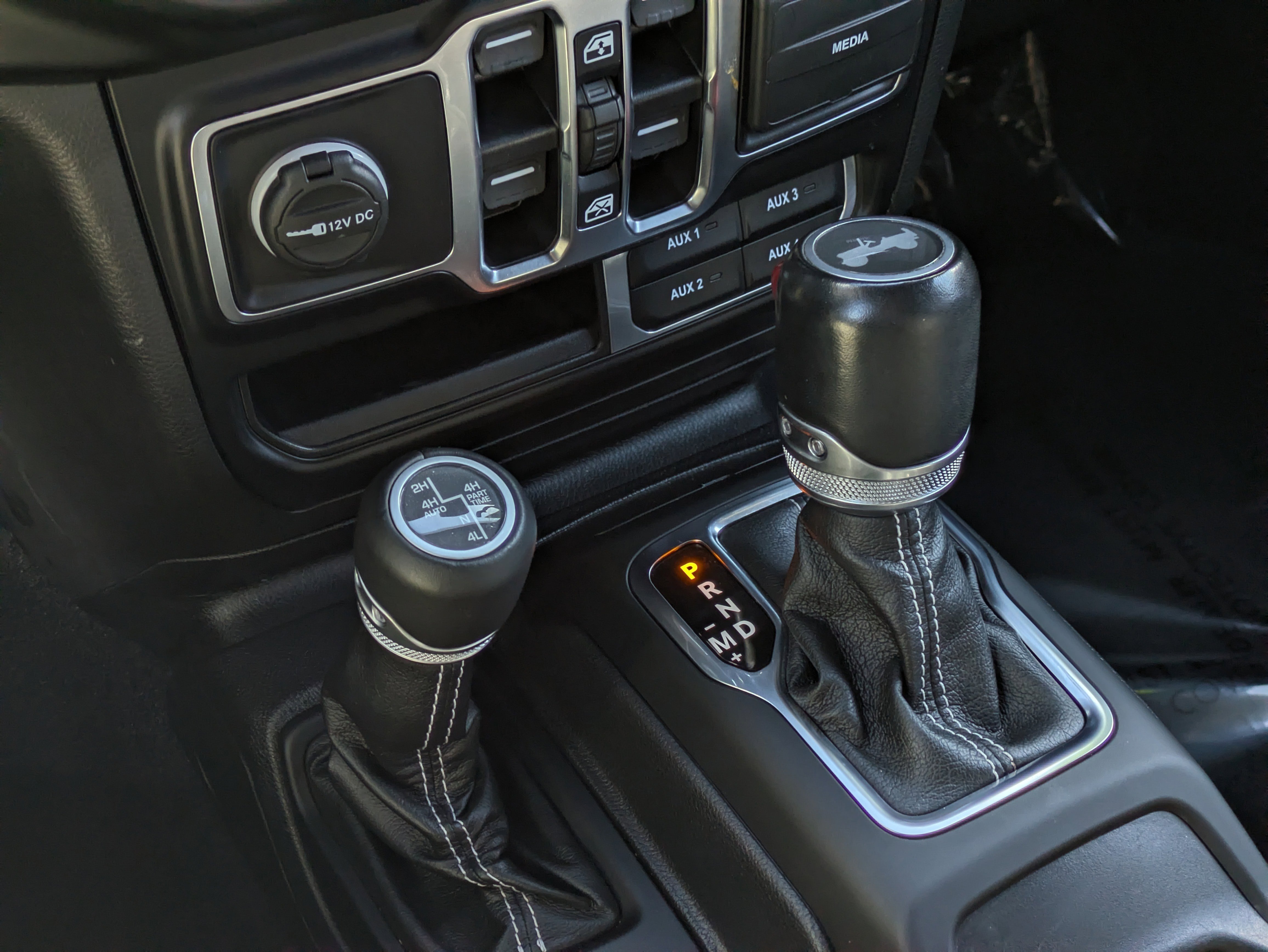 Used 2021 Jeep Wrangler Unlimited Sahara image 33