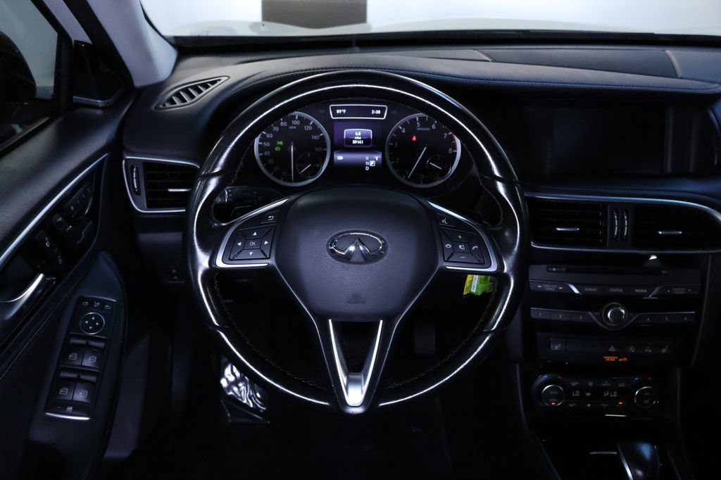 Used 2019 INFINITI QX30 AWD w/ Proassist Package image 19