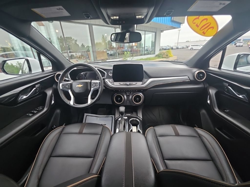 Used 2023 Chevrolet Blazer Premier AWD/4WD image 19