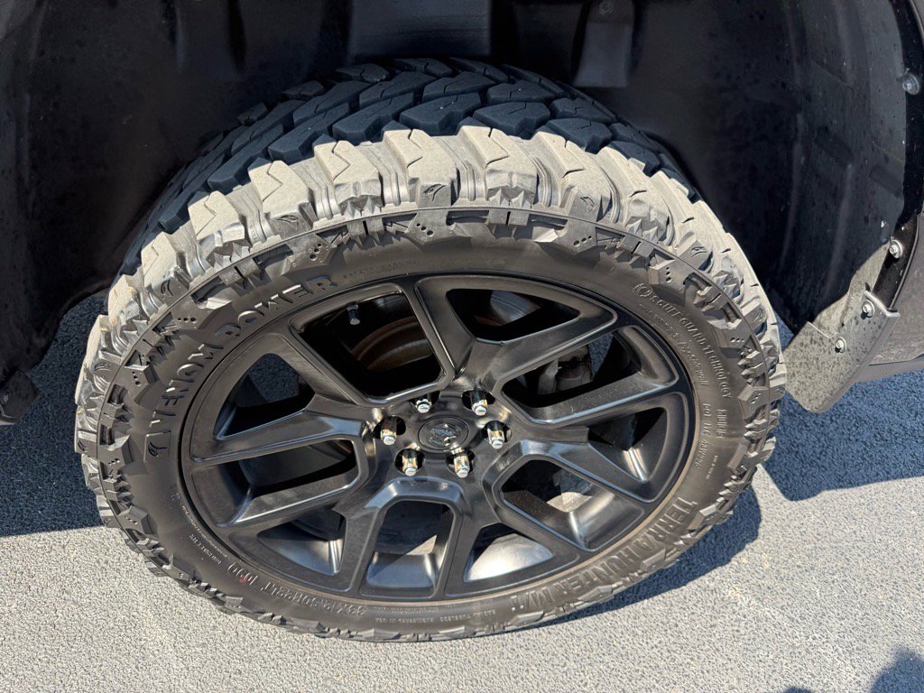 Used 2019 RAM 1500 Sport w/ Level 2 Equipment Group AWD/4WD image 12