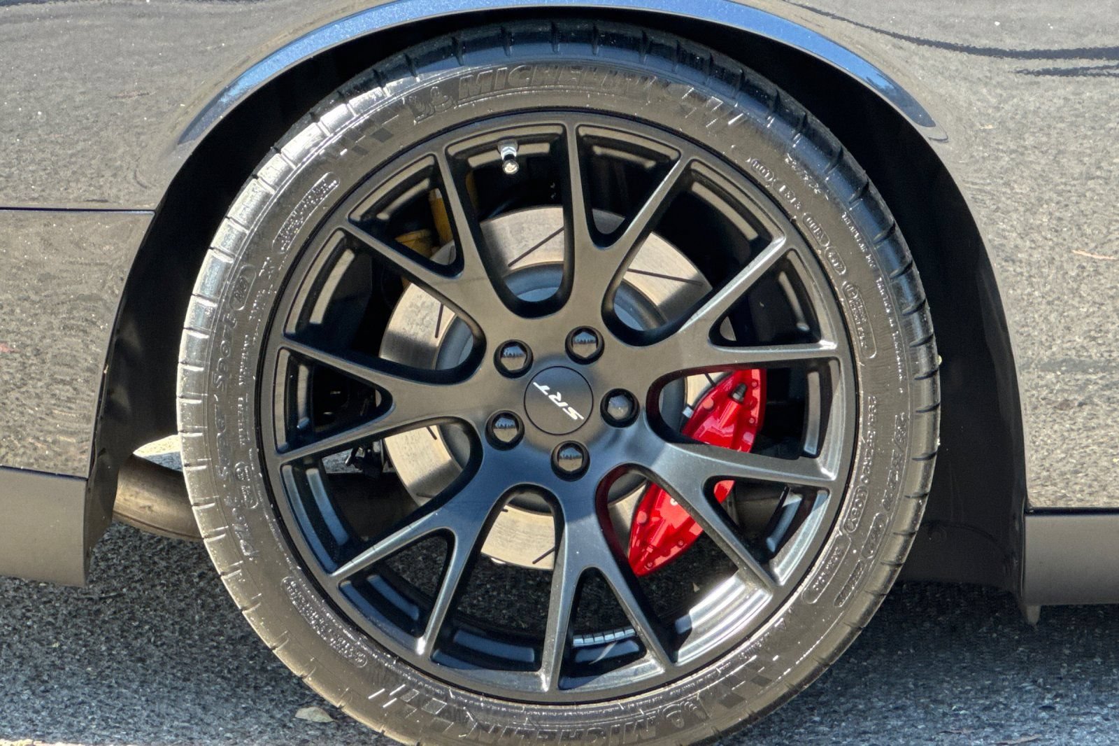 Used 2016 Dodge Challenger SRT Hellcat RWD image 25