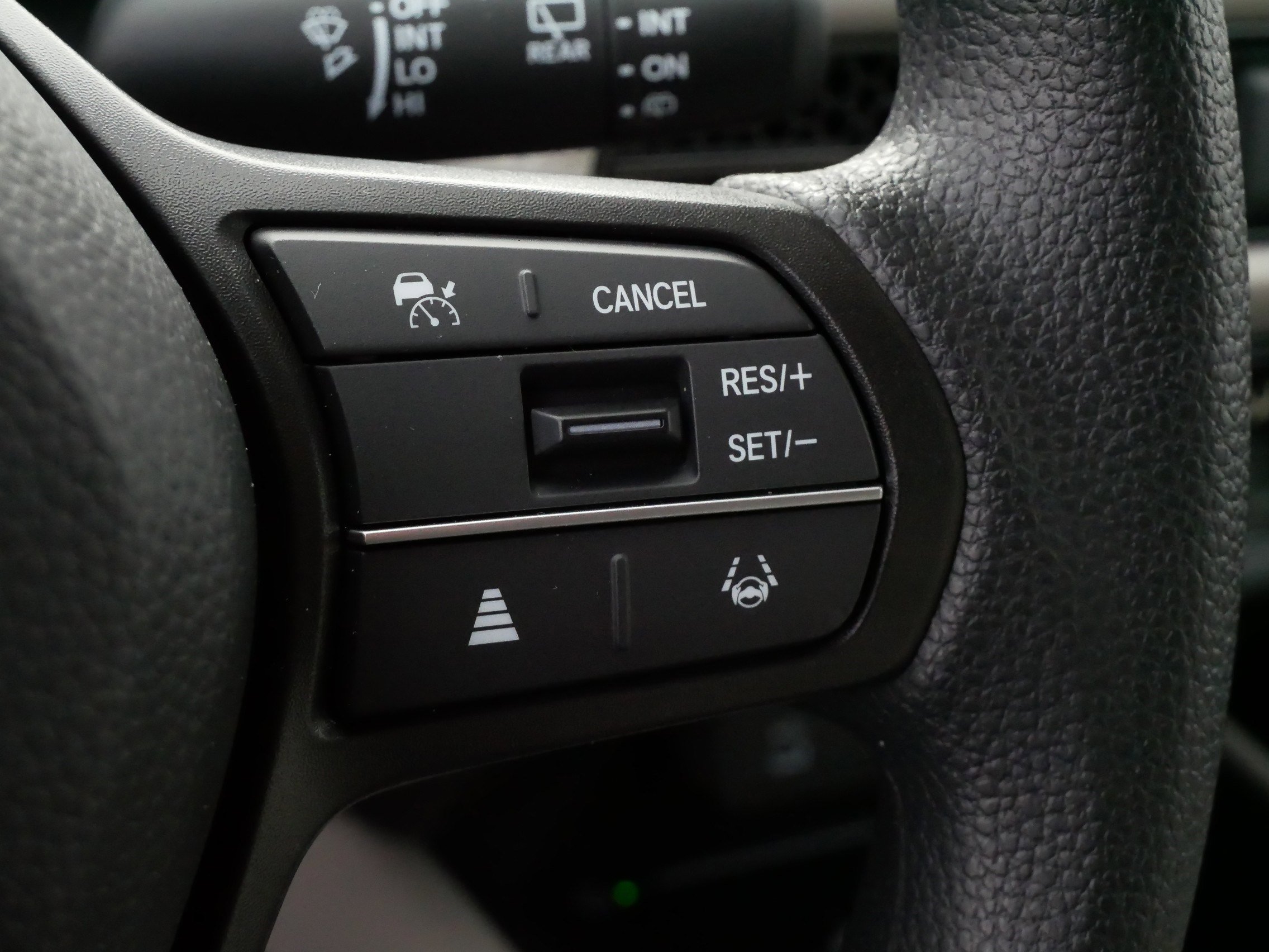 Certified 2026 Honda HR-V LX image 26